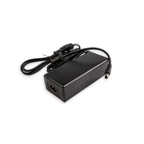 12V 60W 2.1x5.5 IP20 napájecí zdroj pro stolní LED osvětlení 12V 60W 2.1x5.5 IP20 napájecí zdroj pro stolní LED osvětlení